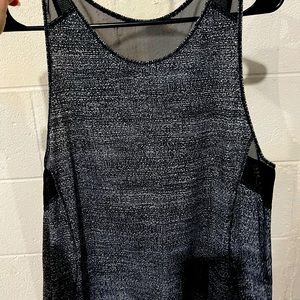 Lululemon Tank Top

Size: Medium